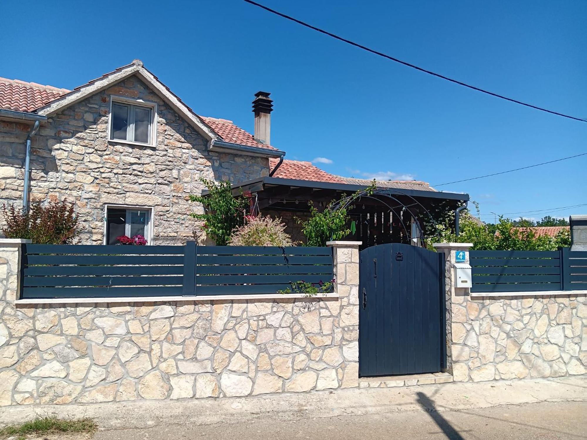 Villa Kuca Za Odmor Delfina Slivnica Exterior foto