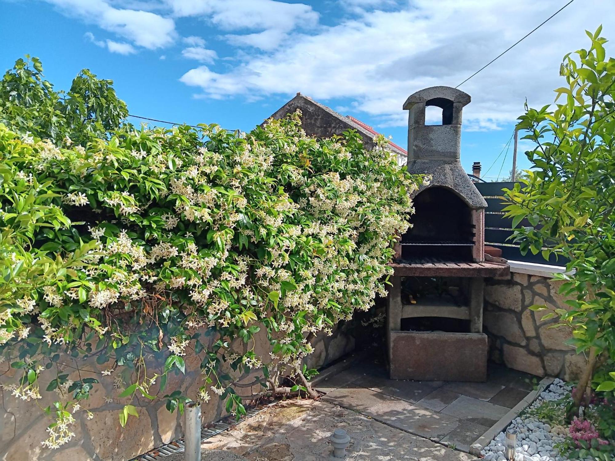 Villa Kuca Za Odmor Delfina Slivnica Exterior foto